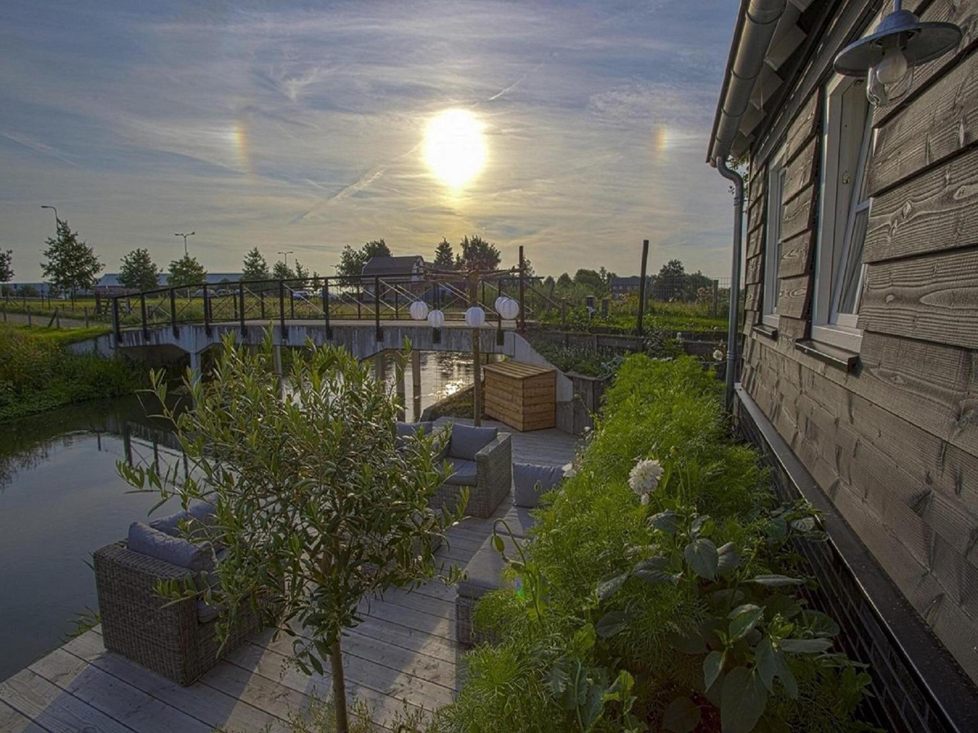 Gorgeous Riverside Chalet In Cothen Exterior photo