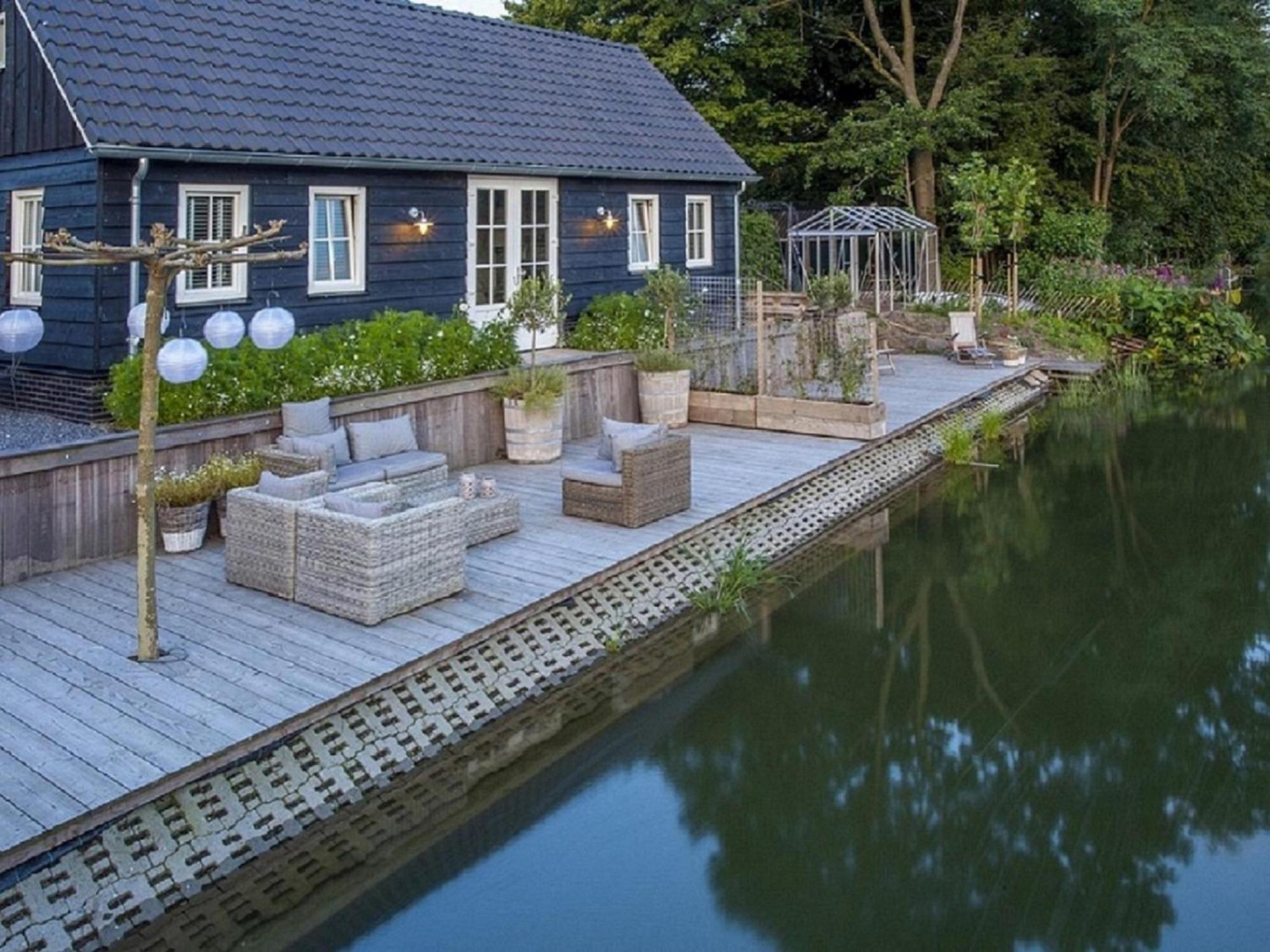 Gorgeous Riverside Chalet In Cothen Exterior photo