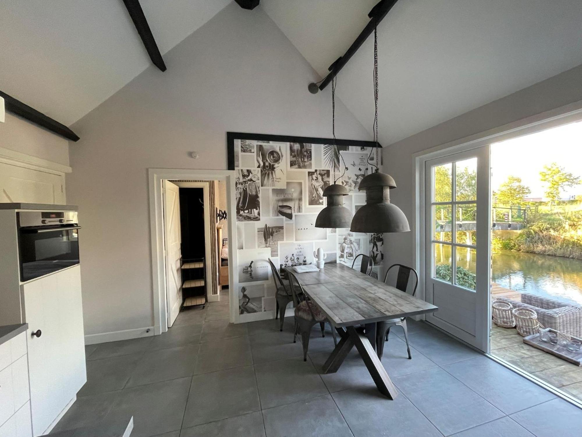 Gorgeous Riverside Chalet In Cothen Exterior photo